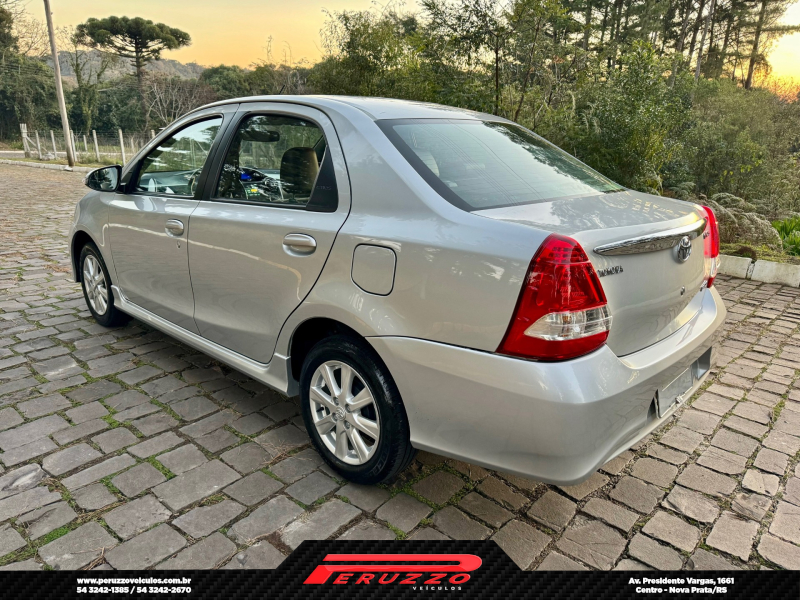 ETIOS SEDAN XLS 1.5 AT