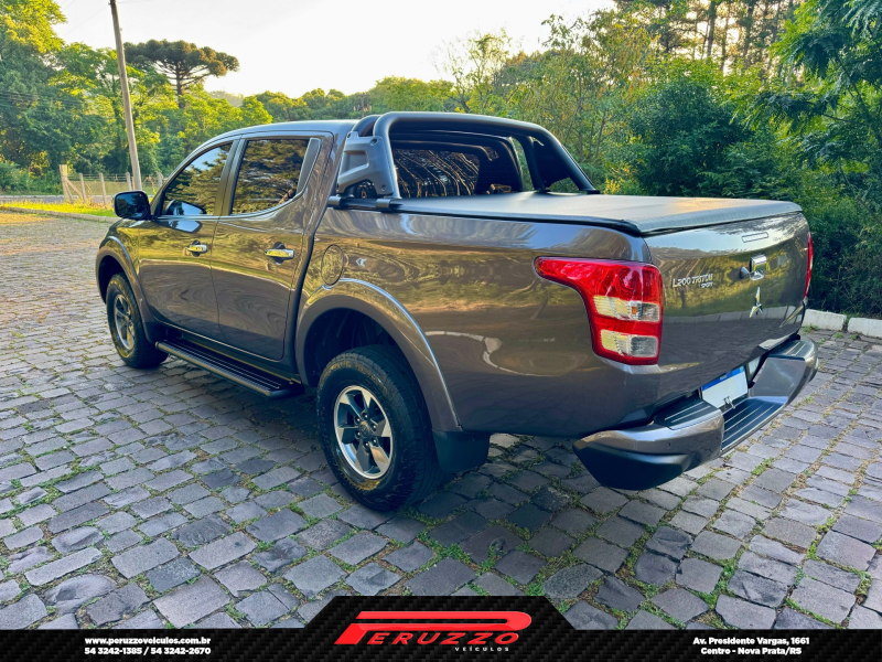 L200 TRITON SPORT 2.4 HPE 4X4 AT