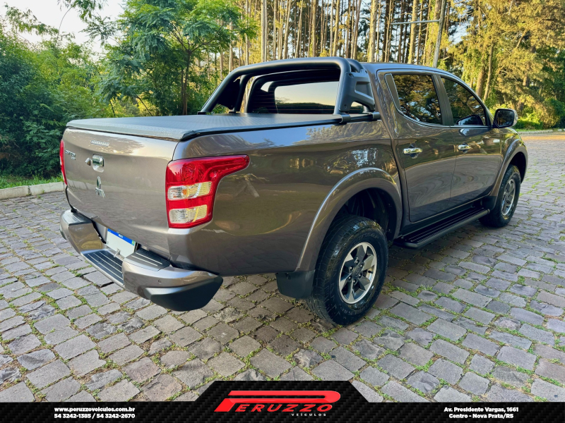 L200 TRITON SPORT 2.4 HPE 4X4 AT