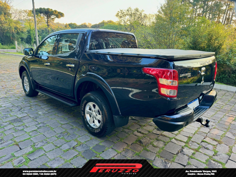 L200 TRITON SPORT 2.4 HPE 4X4 AT